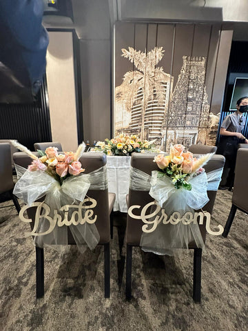 Bride & Grooms' Chair Bride & Grooms' Chair